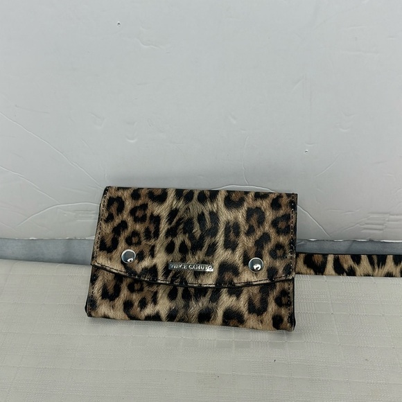 VINCE CAMUTO FANY PACK LEOPAR BAG ON THE BELT - Picture 1 of 7